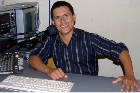 O radialista Ailton Ferreira de Oliveira, o “Verdinho”, foi morto com cinco tiros, no início de agosto (Foto: Arquivo Pessoal)
