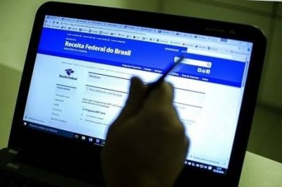 Receita abre consultas a novo lote residual de restituições do IR