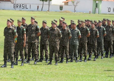 Seleção para o Exército com salários de até R$ 7 mil abre inscrições nesta terça-feira