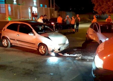 Batida entre Celta e Ka deixa dois homens feridos em Vicentina