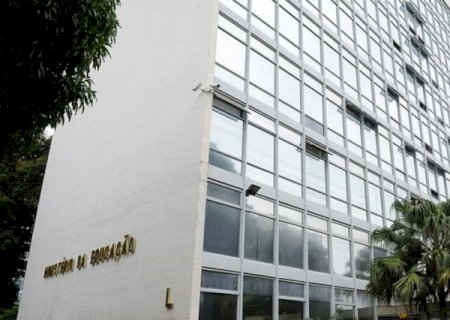 ID Estudantil ainda não está disponível nas lojas virtuais, alerta MEC