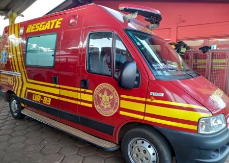 Casal fica ferido em acidente e motorista bêbado foge em Vicentina