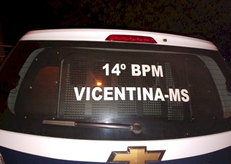 Pedestre fica ferido ao ser atropelado por moto em Vicentina