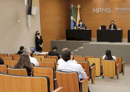 Após nova reunião, escolas particulares esperam retomar aulas em 24 de agosto