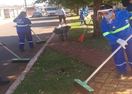 Reeducandas retomam trabalho de limpeza urbana com adoção de medidas preventivas em Jateí