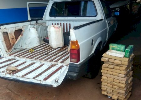 Polícia Militar de Vicentina apreende Saveiro carregada de drogas