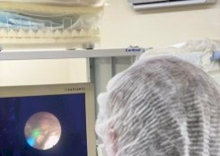 HC de Nova Andradina realiza procedimento inédito para eliminação de cálculo renal