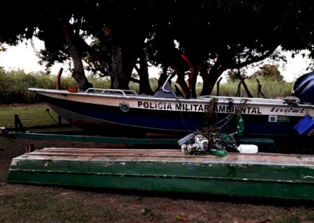 Polícia apreende embarcação e petrechos ilegais de pesca no Parque das Várzeas do Rio Ivinhema