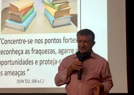 Pagando acima do piso aos professores, Jateí reforça compromisso com a Educação