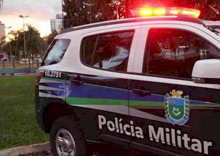 Jovem é preso após quebrar o braço da própria mãe e agredir irmã e namorada em MS