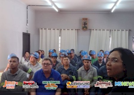 Colaboradores da Central Energética Vicentina participam de palestra de prevenção contra o abuso e exploração sexual de crianças e adolescentes