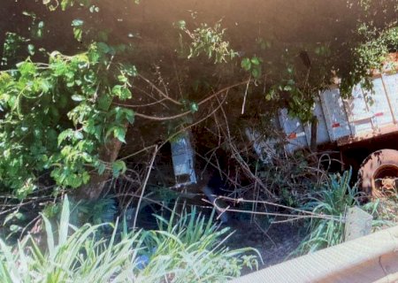 VÍDEO: Mais um grave acidente entre Vicentina e o trevo de acesso a Culturama; desta vez Caçamba e Strada