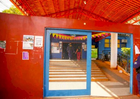 Mãe vai à polícia para denunciar agressão de professor, mas Semed diz que foi acidente