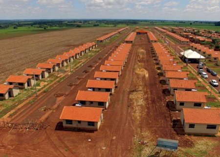 Governo de MS garantiu pavimentação asfáltica e mais de 200 moradias para população de Vicentina