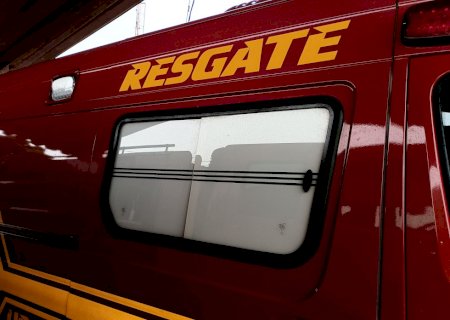 AGORA: bombeiros atendem grave acidente entre Vicentina e o trevo de Culturama
