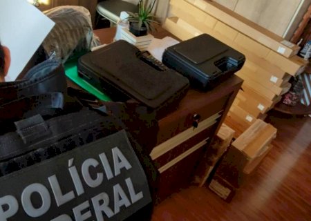 \'Operação Escape\' contra comércio ilegal de armas cumpre mandados em Fátima do Sul