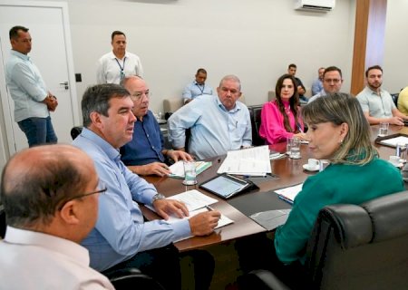 Água Clara garante recursos para pavimentação asfáltica em bairros, aeródromo e hospital municipal