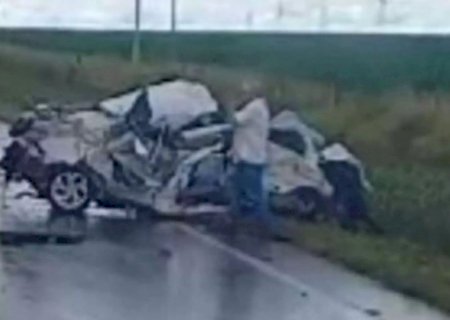 Homem morre ao capotar e bater de frente com caminhão na MS-162, em Sidrolândia.