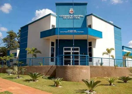 Justi&ccedil;a determina que C&acirc;mara de Ang&eacute;lica devolva valor de aumentos salariais