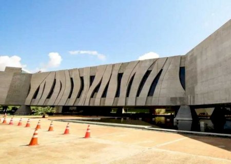 STJ autoriza faculdades a cobrar mensalidade mais alta de alunos calouros