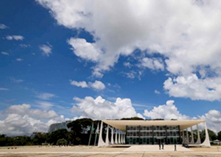 STF suspende lei que proíbe linguagem neutra em cidade de Minas Gerais