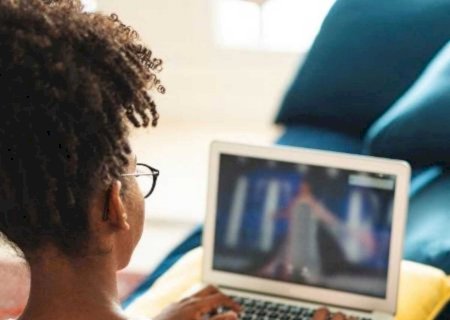 Apenas 11% das escolas têm internet na velocidade certa, diz pesquisa