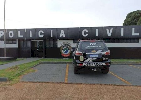 Motorista &eacute; feito ref&eacute;m de criminosos por 6h durante roubo de caminh&atilde;o em Anaurilândia