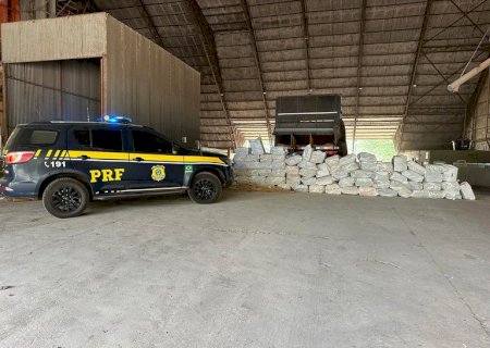 PRF apreende 1,9 tonelada de maconha em Campo Grande (MS)>