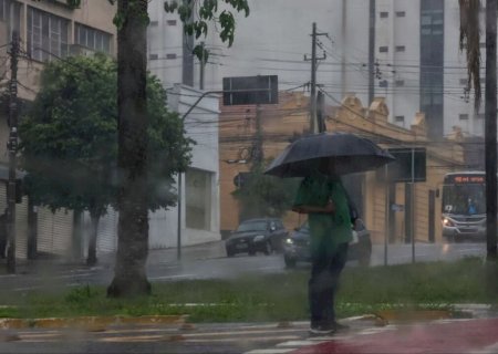 Prepare o guarda-chuva: MS pode registrar 100 milímetros de chuva nesta sexta-feira