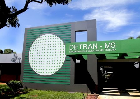 Serviços digitais do Detran-MS ficam disponíveis 24 horas nos recessos de Natal e Ano Novo