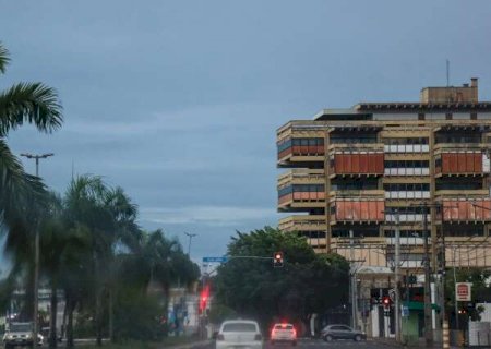 Calorão dá trégua e chuva predomina nesta quarta-feira