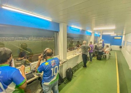 Federação de Futebol de MS homenageia jornalista Marcos Antônio Silvestre