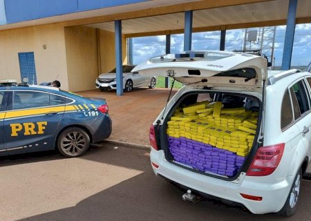 PRF apreende 706 Kg de maconha e recupera veículo em Caarapó