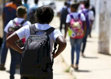 Pagamento do incentivo matrícula do programa Pé-de-Meia tem início
