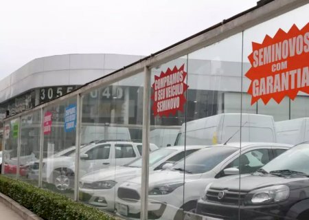 Vendas de veículos financiados têm queda em março, diz B3