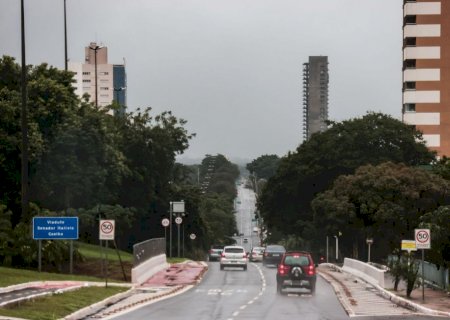 Inmet emite alerta de perigo e chuvas intensas para Capital e 18 municípios de MS 