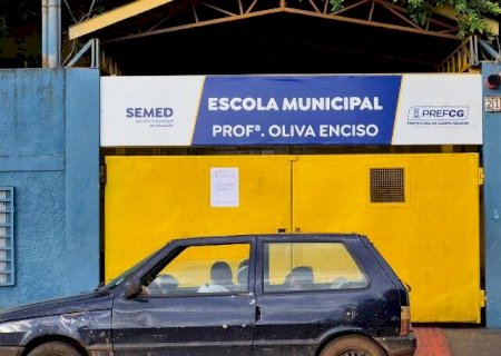 Sem saber de paralisa&ccedil;&atilde;o, desavisados encontram port&otilde;es fechados nas escolas