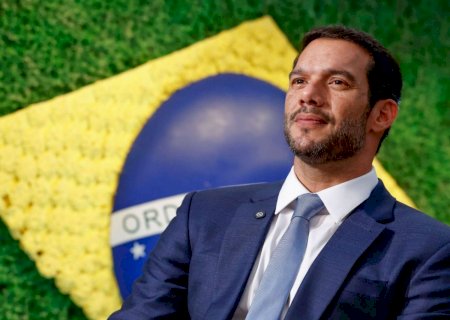 "Vamos fazer uma gestão descentralizada", diz presidente eleito da CBF