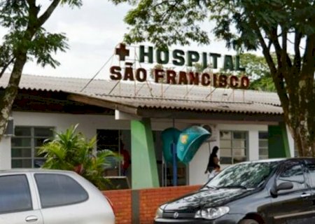 Motorista morre ap&oacute;s pneu estourar, carro sair da pista e capotar em Itaquiraí