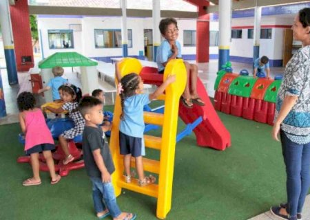Processo seletivo com 200 vagas para monitor de alunos abre inscrições nesta segunda