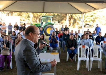 Tratores fortalecem agricultura familiar e promovem inclusão produtiva em 12 municípios de MS
