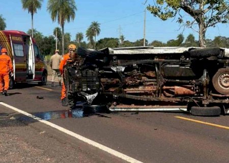 Servidor do Ministério da Agricultura morre em acidente entre camionete e carreta em Miranda