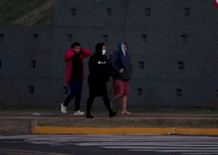 Frio derruba temperaturas e sensação térmica chega a -1°C em Campo Grande