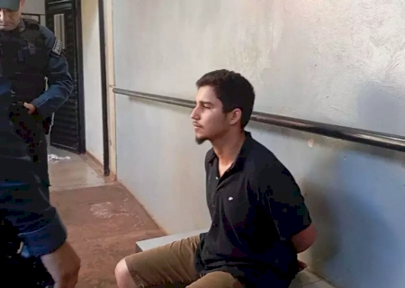 Filho afirma arrependimento ap&oacute;s matar a m&atilde;e com facadas no pesco&ccedil;o em Glória de Dourados