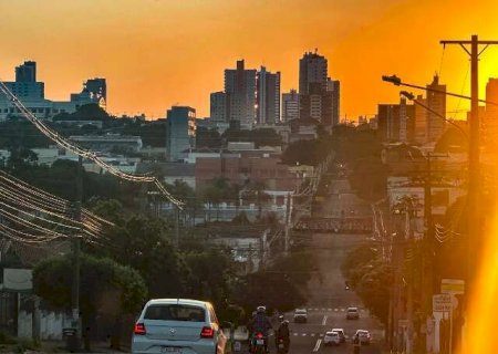 Domingo ser&aacute; de calor intenso e alerta de baixa umidade em Mato Grosso do Sul