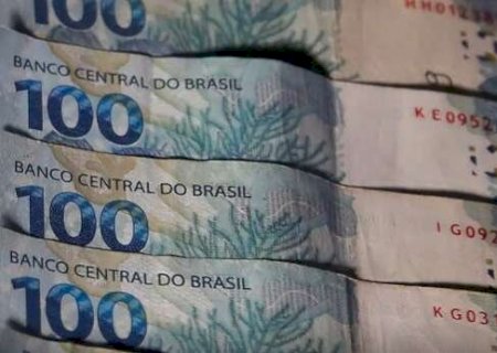Juros do cart&atilde;o de cr&eacute;dito rotativo avan&ccedil;am e chegam a 451,5% ao ano