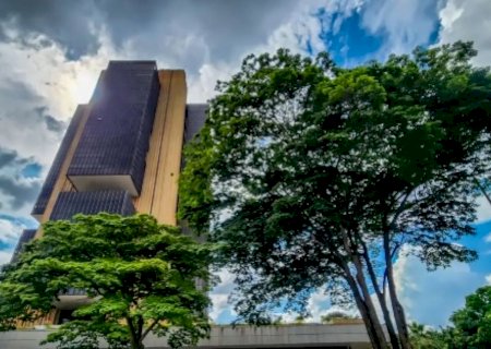 Ata do Copom indica Selic a 15% "por período bastante prolongado"