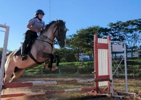 MS inaugura 1ª escola pública de equitação