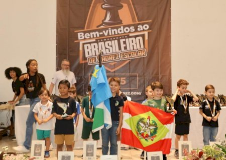 Aos 7 anos, atleta de MS se consagra bicampeão escolar brasileiro de xadrez