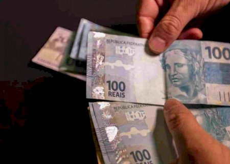 Parcela antecipada do 13° salário de servidores divide opiniões em MS